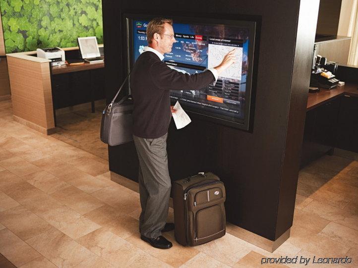 Courtyard By Marriott Toronto Downtown Hotel Facilities photo
